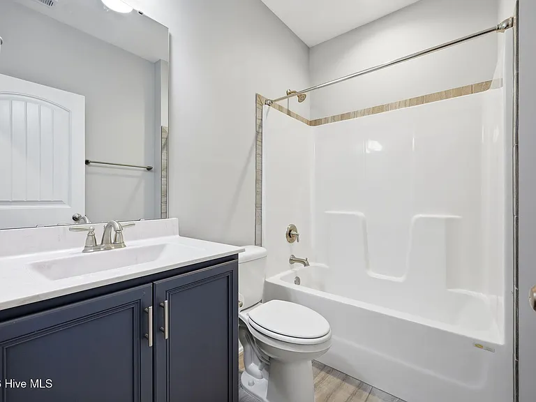 511 Pondpine Ln — Photo 31