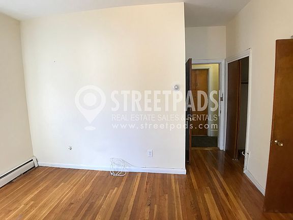 3rd image of 60 Brighton Ave APT 209