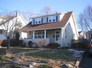 390 E Center St, Manchester, CT 06040