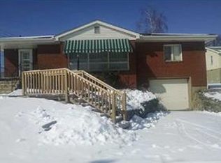 209 N 19th Ave, New Brighton, PA 15066