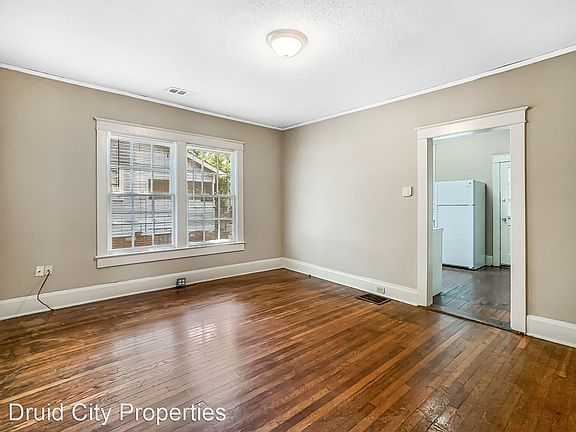 4th image of 810 17th Ave