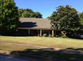 2327 Londonderry Ln, Cordova, TN 38016