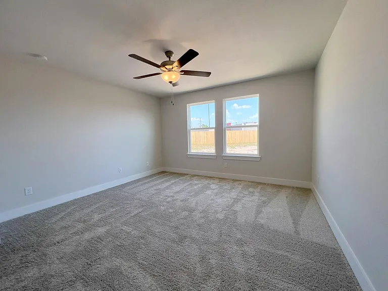 7002 Cedar Breeze Ct — Photo 14