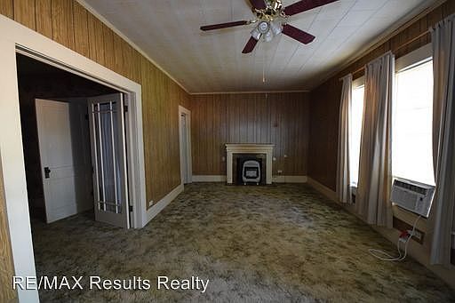 4th image of 1353 1st St