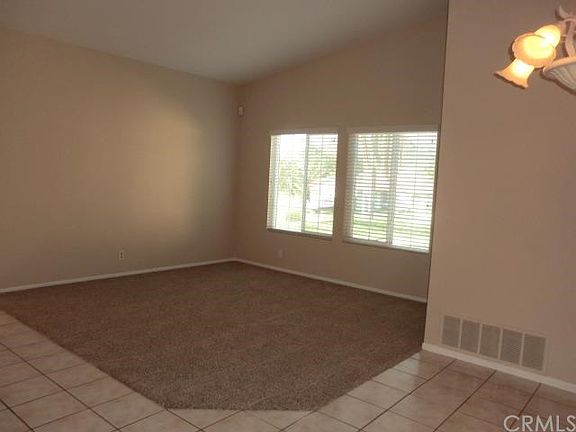 3rd image of 21821 Glen View Dr