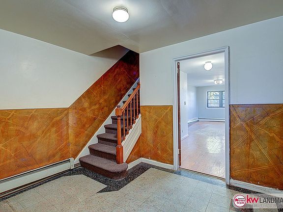 5th image of 2108 72nd St