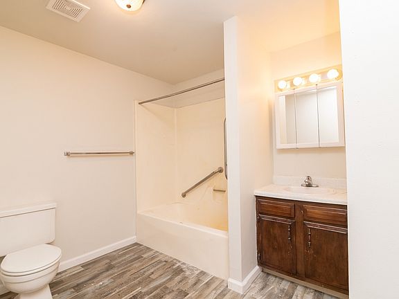 3rd image of 156 County Road 402 APT 11