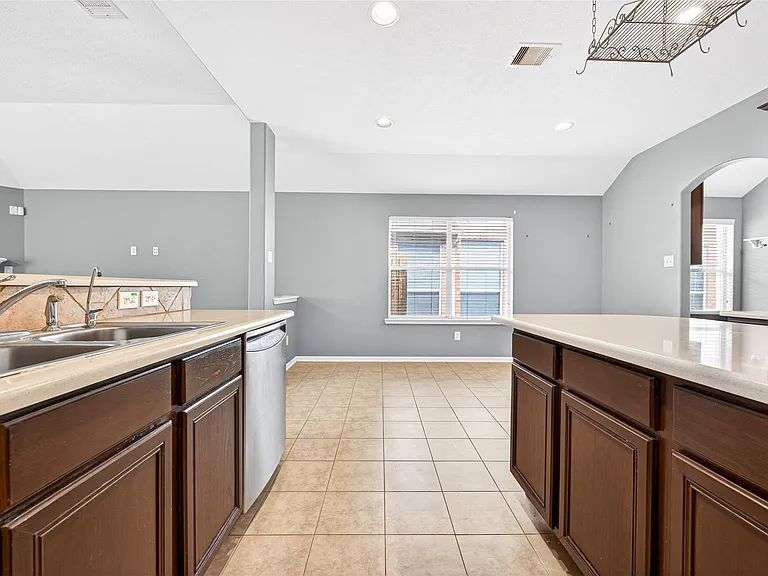 24822 Diamond Run Ct — Photo 22