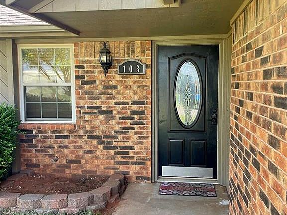 2nd image of 103 Hunter Hill Dr