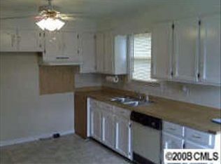 316 Wesley Dr, Gastonia, NC 28056