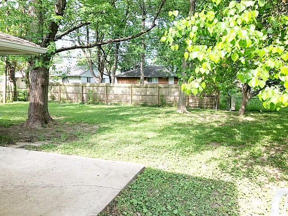4th image of 3622 N Breen Dr