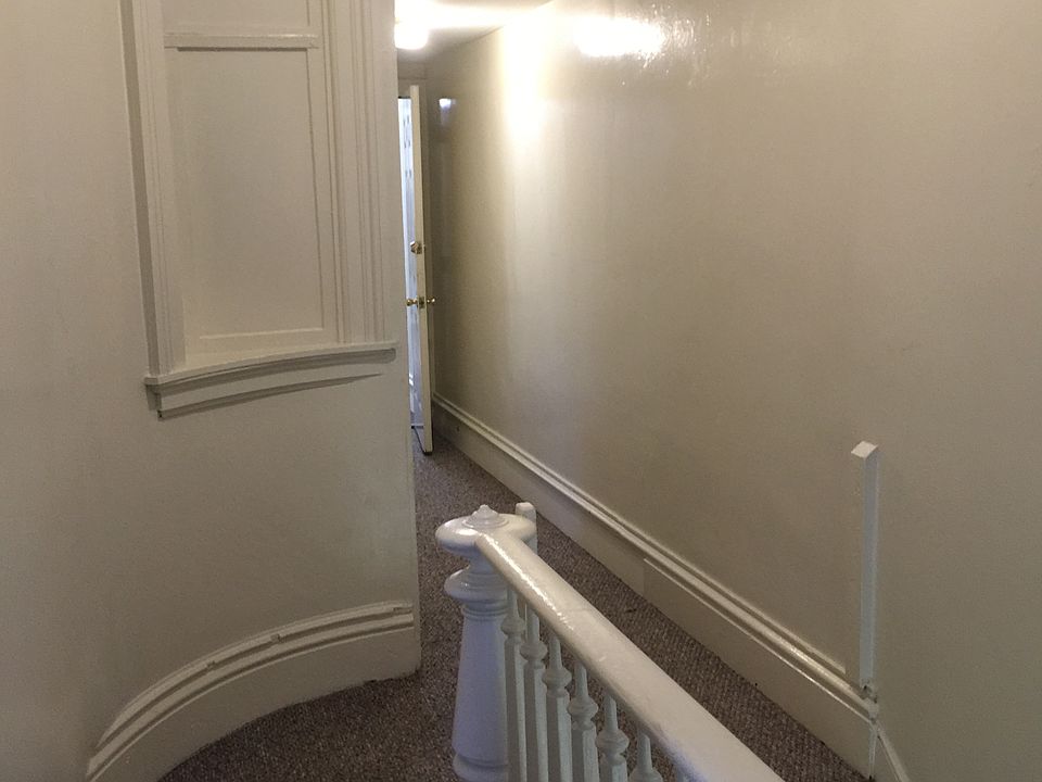 1st image of 208 W Main St #B