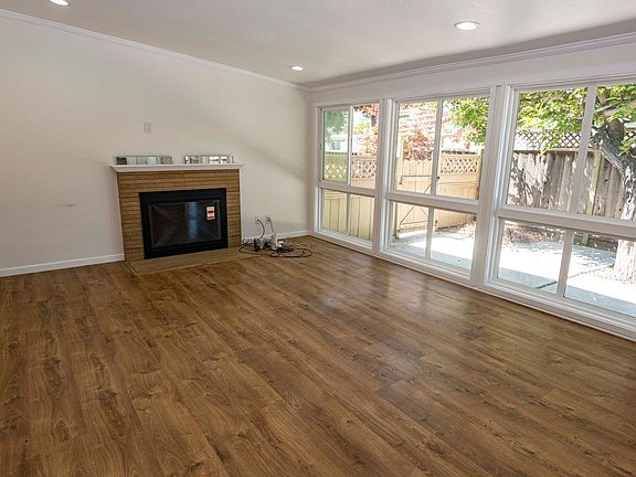 4th image of 1105 Orchid Dr