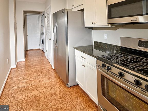 5th image of 6604 Netties Ln Unit 1201