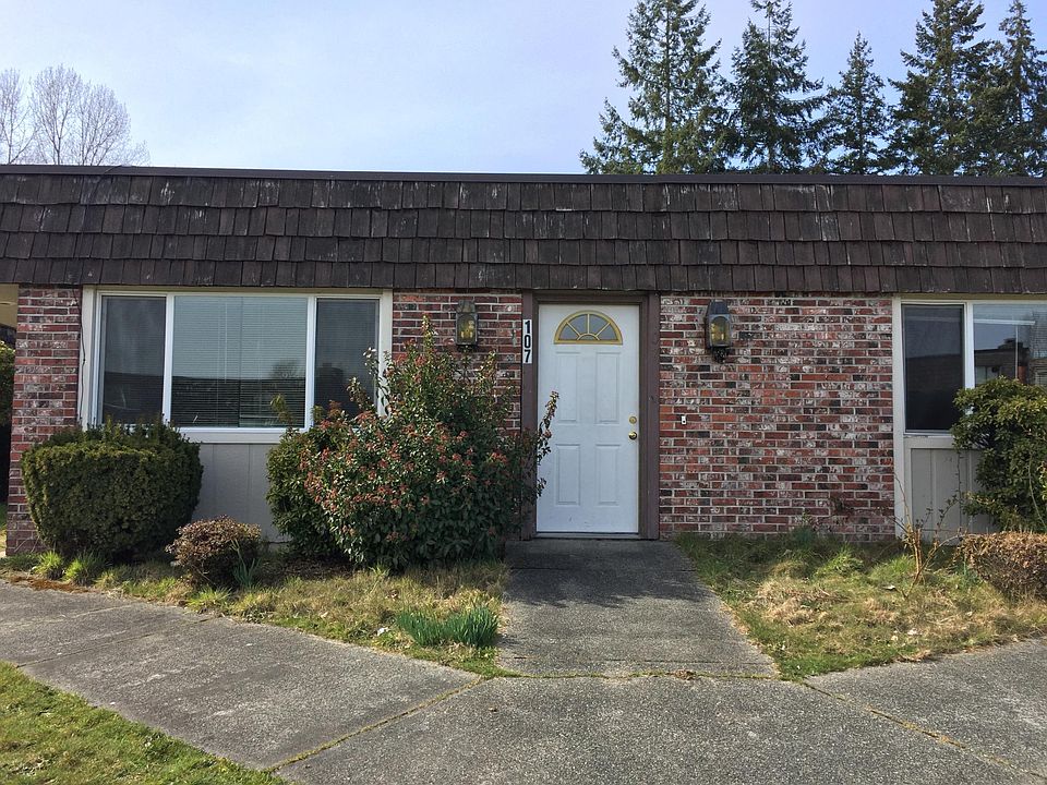 1st image of 107 147th Ave SE APT 1