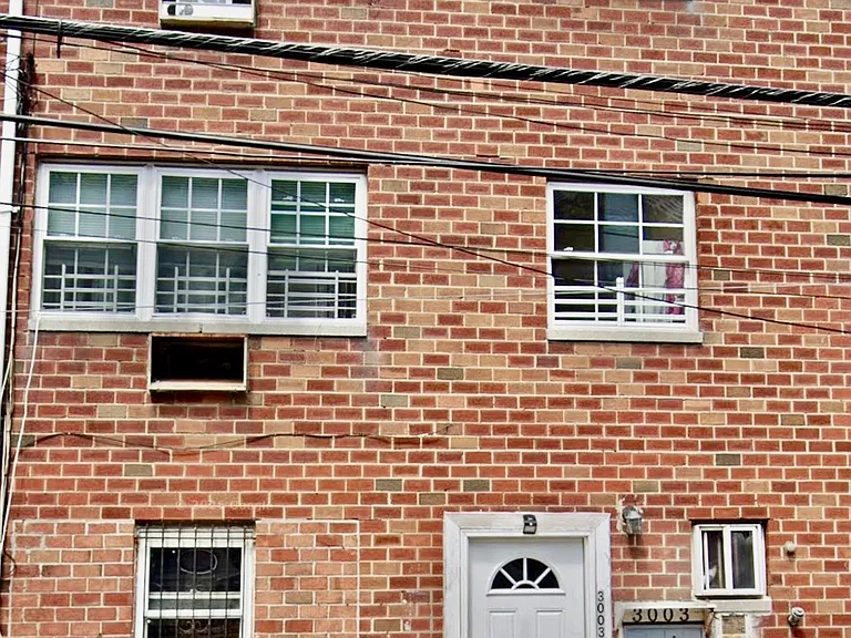 3003 Cruger Ave #3 — Photo 1