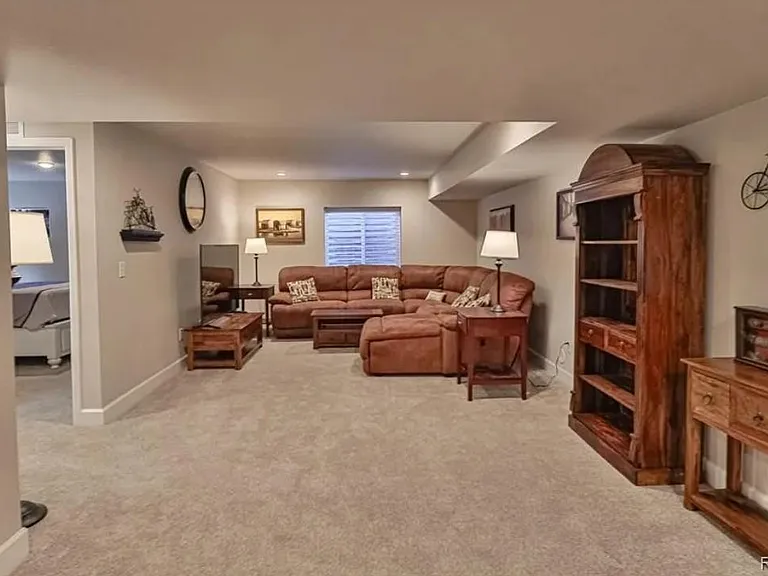 6652 Golden Briar Ln — Photo 34