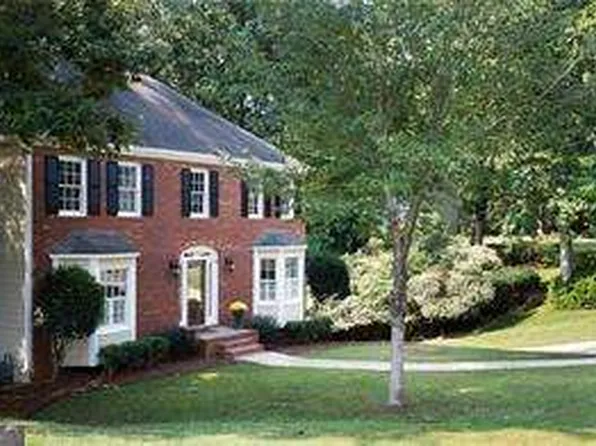 2418 Stockton Dr, Marietta, GA 30066