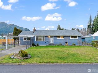 145 Collar Avenue, Morton, WA 98356