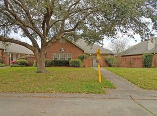 2504 Vogue Dr, Lake Charles, LA 70611