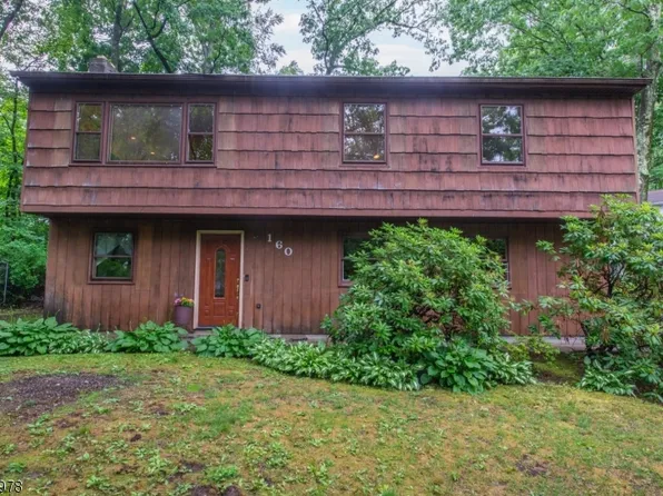 160 Lake Shore Dr, West Milford Twp., NJ 07421