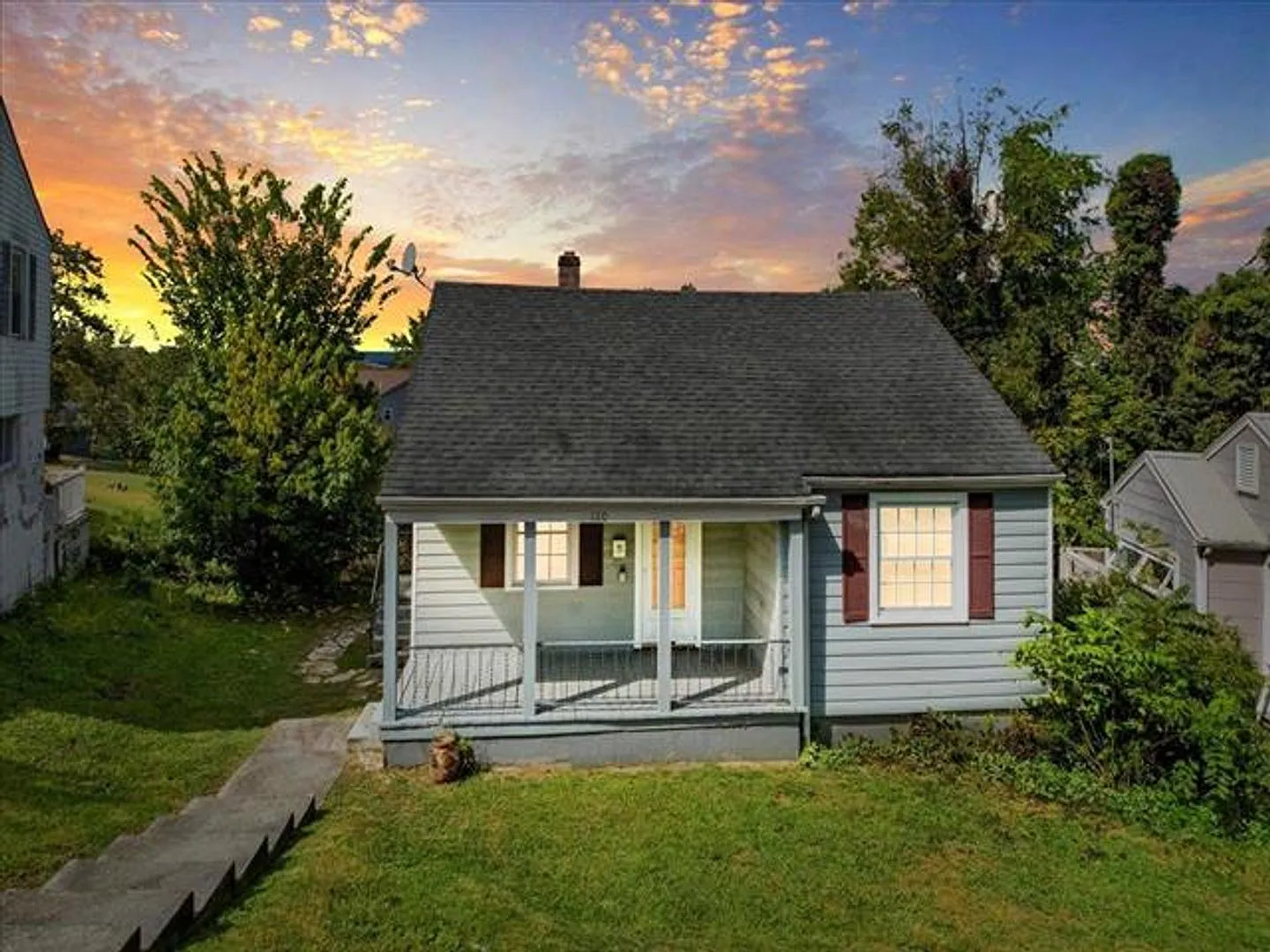Radford, 3 BR / 2 BA, Available — Photo 1