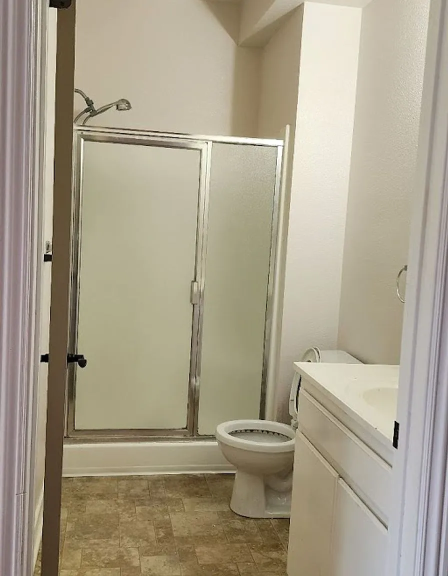 D - Pomona- 115 E 3rd St. (Mayfair) — Photo 1