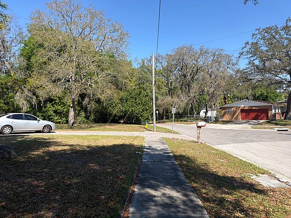 5th image of 10916 N 19th St