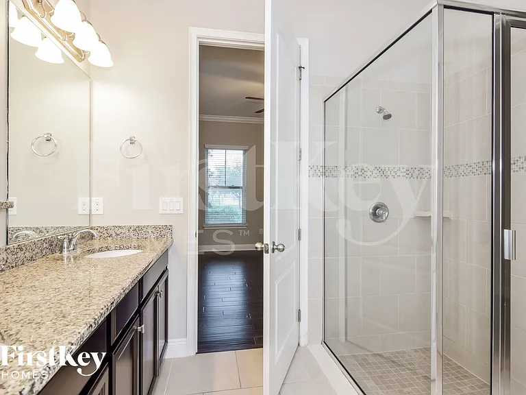 5948 Village Center Dr — Photo 16
