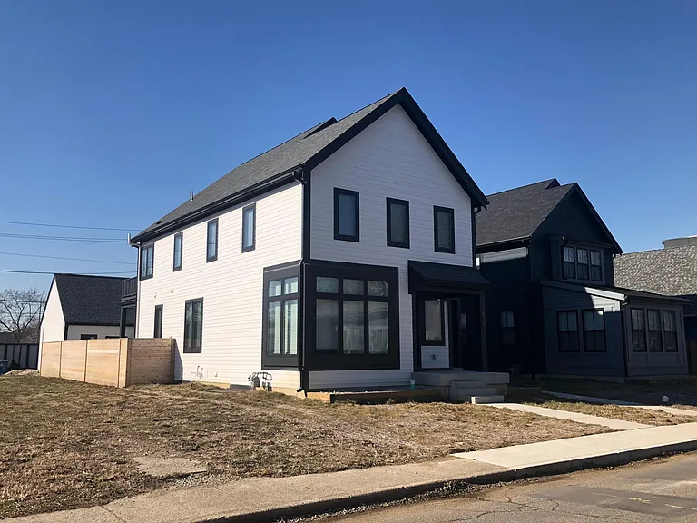1618 Carrollton Ave — Photo 3