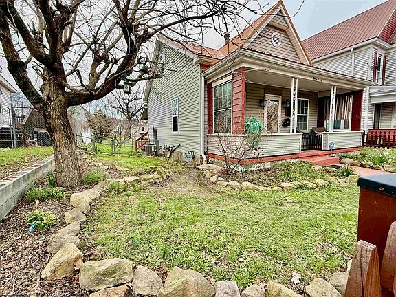 2nd image of 720 Gaston Ave