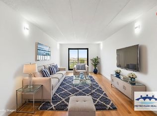 143-51 Roosevelt Ave #4J, Flushing, NY 11354