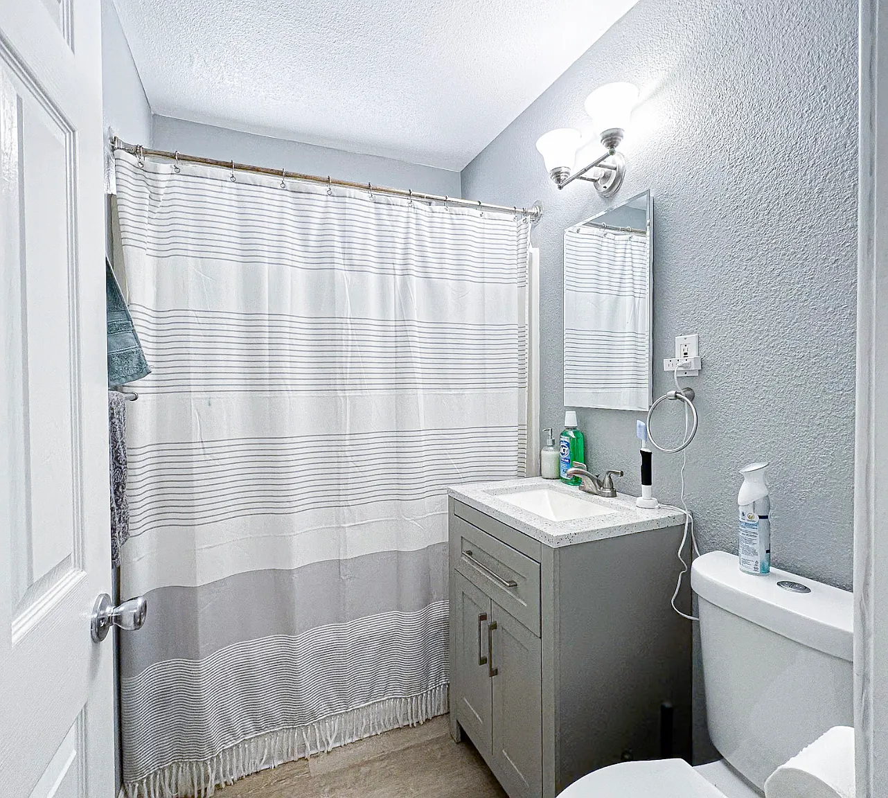 2 bed, 850 sqft, $2,800 — Photo 4