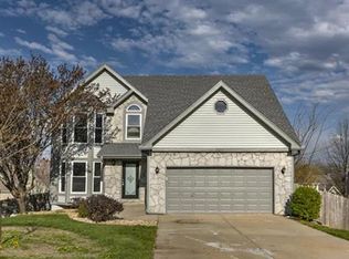 8211 NW 82nd Ct, Kansas City, MO 64152