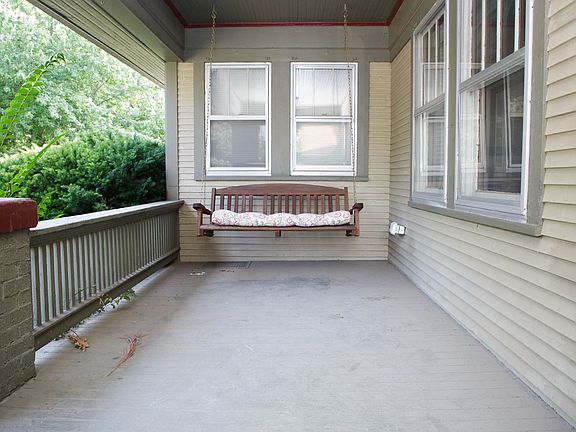 3rd image of 2626 A St #2626
