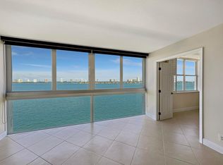 401 Lake Shore Dr #PENTHOUSE 803, West Palm Beach, FL 33403