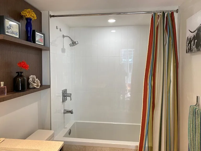 538 W 7th Ave #507 — Photo 23