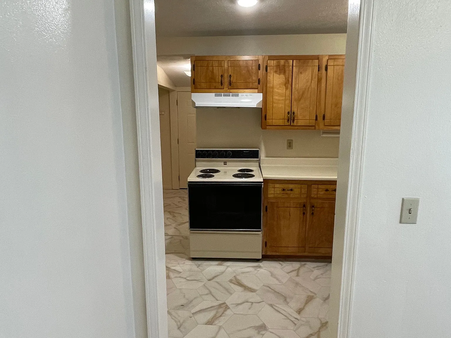 2 bed, 560 sqft, $775 — Photo 3