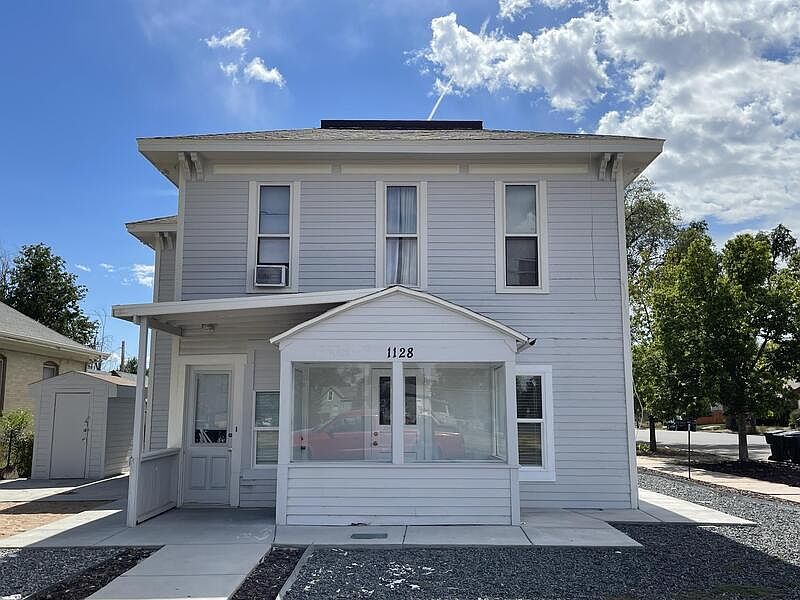 1st image of 1128 6th St APT 1