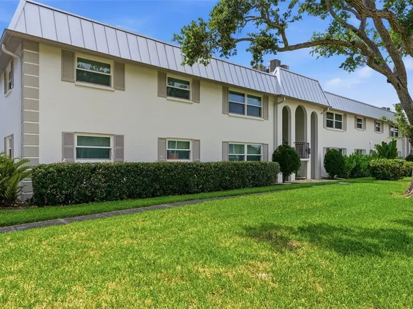 5800 Hollywood Blvd APT 214, Sarasota, FL 34231