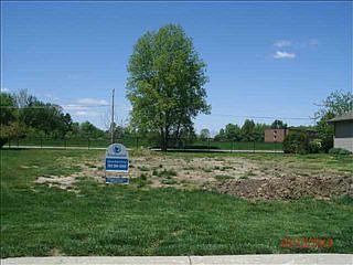 2nd image of 5604 Wentworth Ln