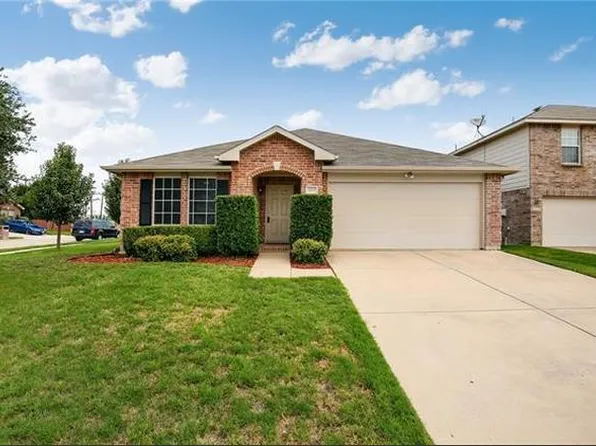 4501 Lacebark Ln, Fort Worth, TX 76244