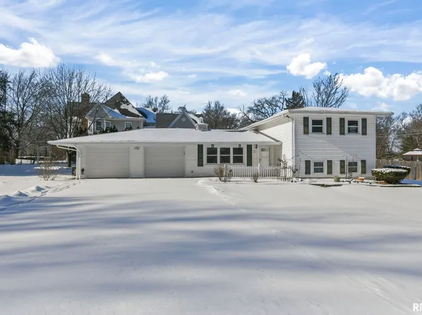 2 Downing Ln, Springfield, IL 62712