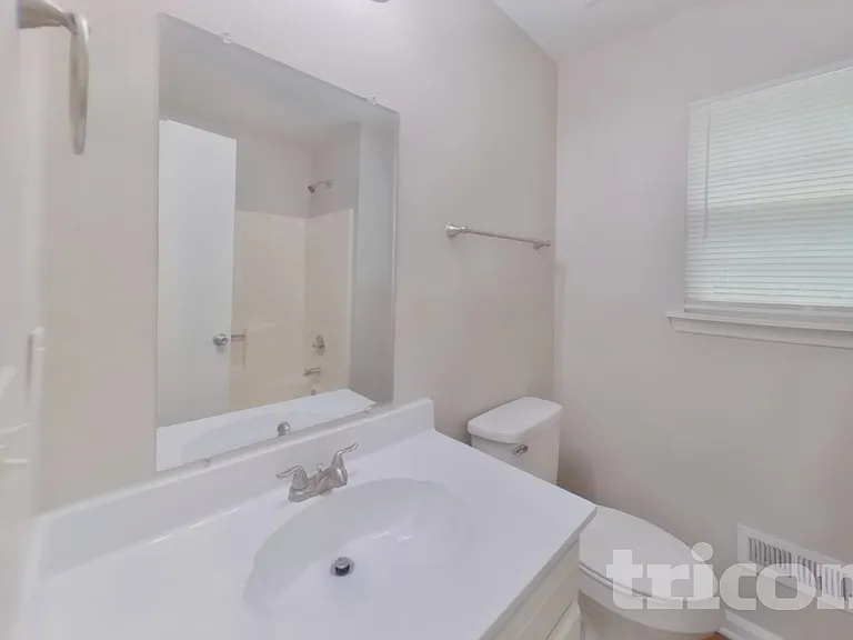 8339 Mission Hills Rd — Photo 10