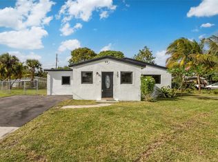 327 NE 15th Ave, Boynton Beach, FL 33435