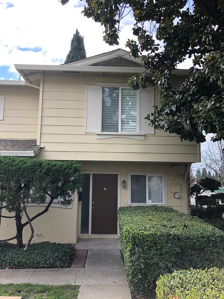 3 bed, 1.5 bath, 1130 sqft, $3,500 — Photo 1