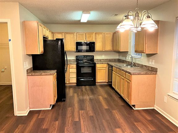 5th image of 7640 Deluca Dr