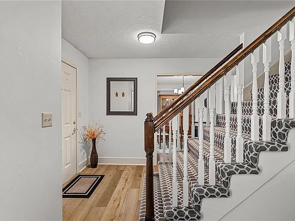 4th image of 13608 W 68th St