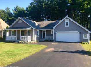 20 Oakmont Dr, Old Orchard Beach, ME 04064