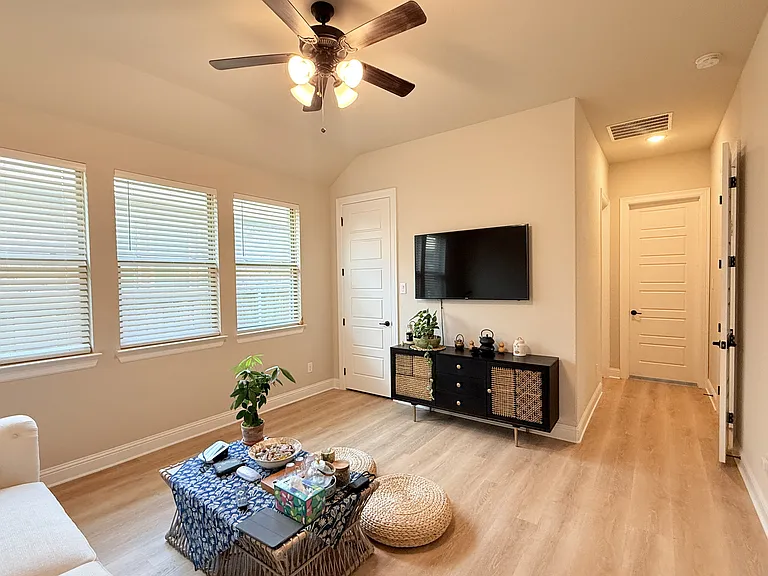 8805 Cedar Basin Dr — Photo 20